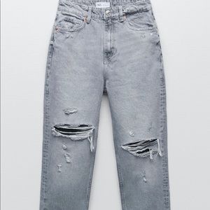 ZARA RIPPED FIT JEANS